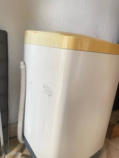 Haier Automatic washing machine 3