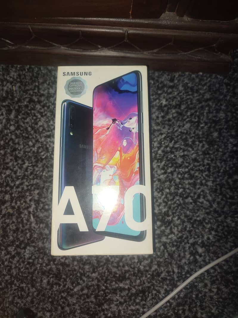 Samsung a70 7