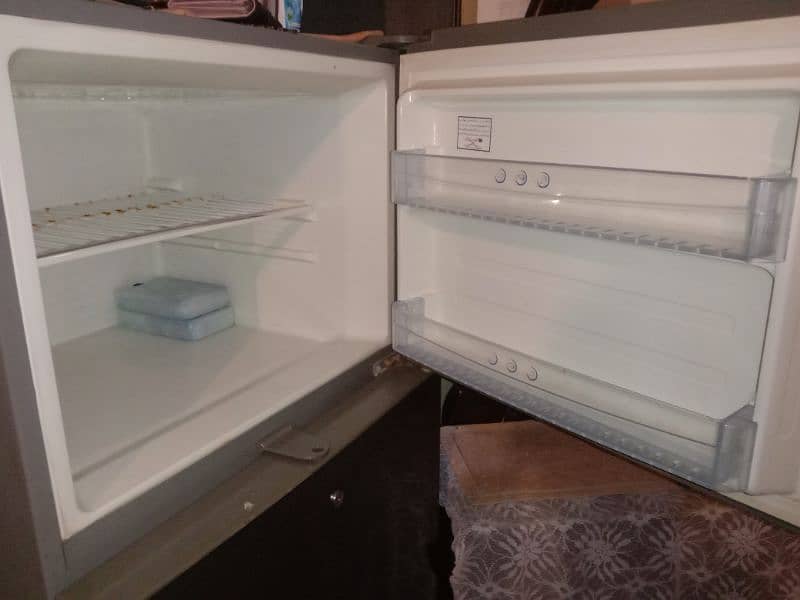 hair fridge Good condition 2