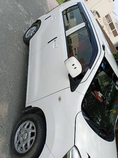 Suzuki Wagon R 2018 13