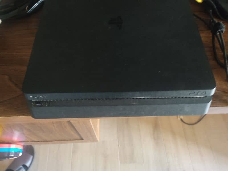 ps4 in good condition 0