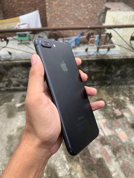 iPhone 7 Plus 2