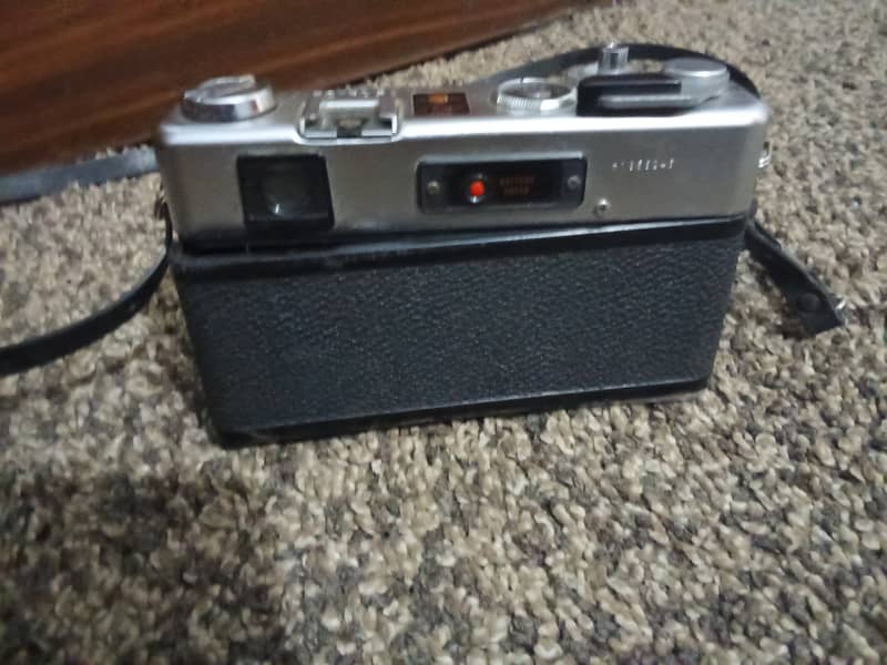 Yashica Electro  Camera 1