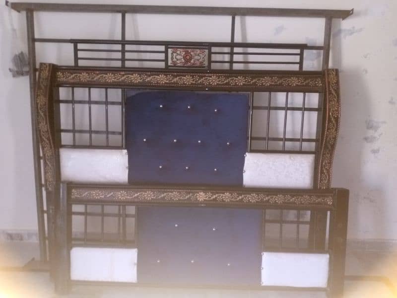 iron bed like new 1