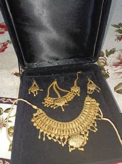 new 5 carot gold set for sell 0