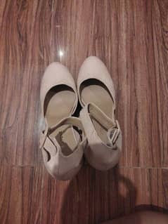 imported heels sun stone size 10