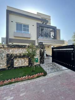 10 Marla Luxury House For Sale In Bahria Town Rafi Block