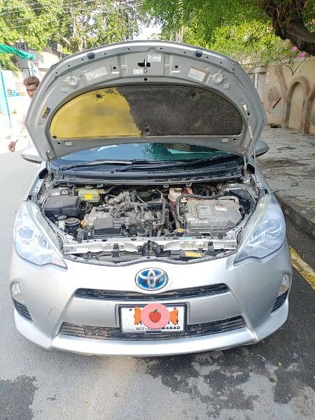 Toyota Aqua 2014 (03247607332) 7