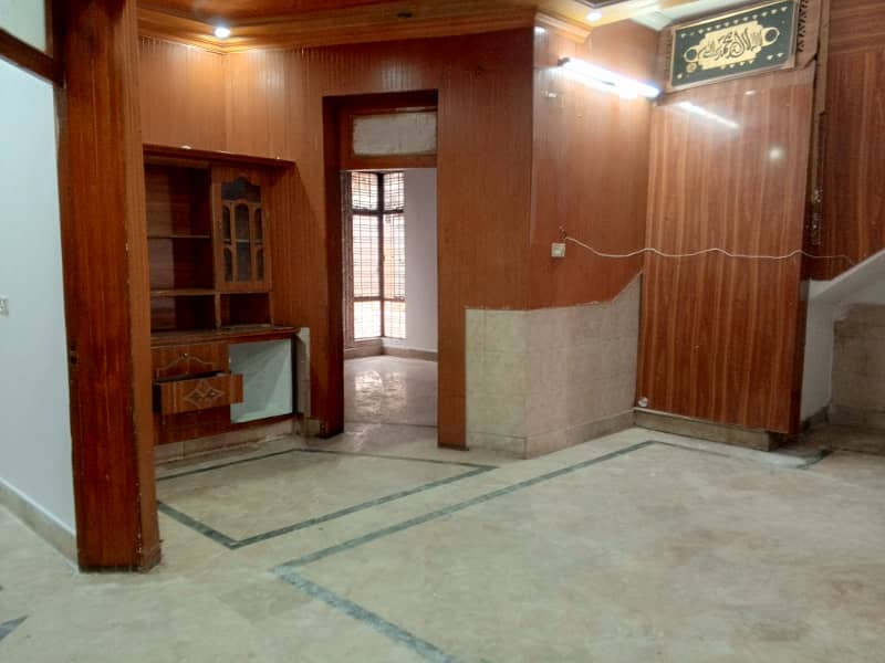 LOWER PORTION AVAILABLE FOR RENT IN RAZA BLOCK 6