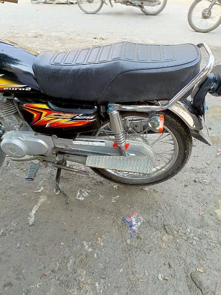 HONDA 125 MODEL 2021 BLACK 140000 3