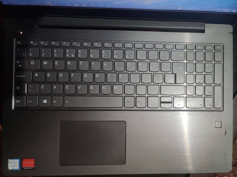 Lenovo V330 15 - 8th Gen Ci7 1