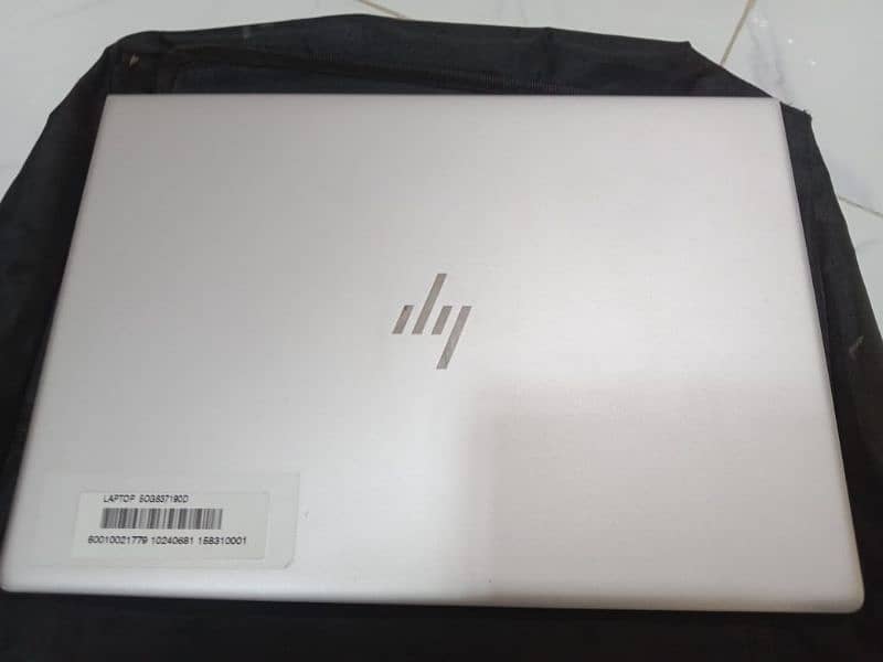 HP LAPTOP 1