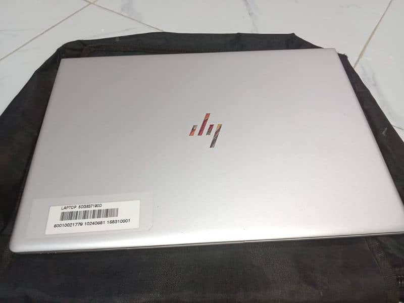 HP LAPTOP 3