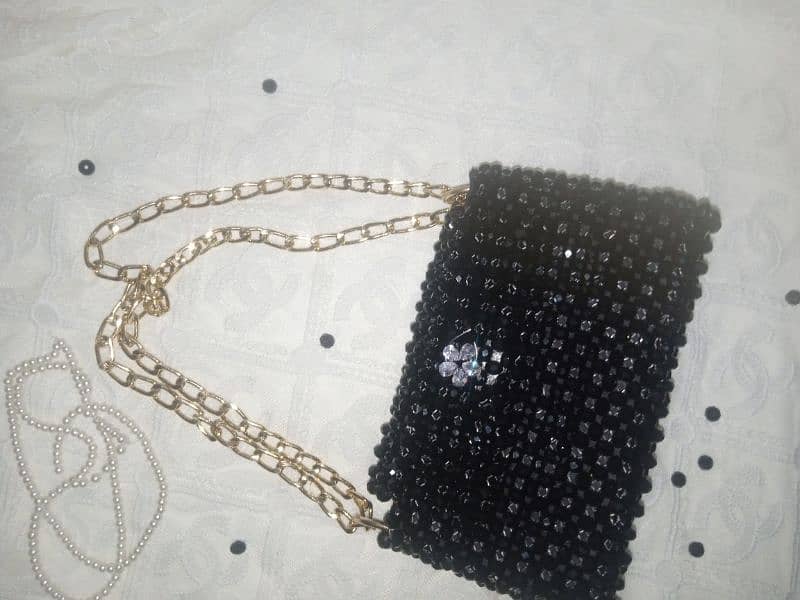 beautiful and elegant beaded bag for ladies 11