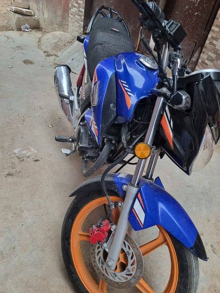 HONDA CBR 150 UNREGISTERED NEW BIKE 1167KM DRIVEN. 03122810637 3