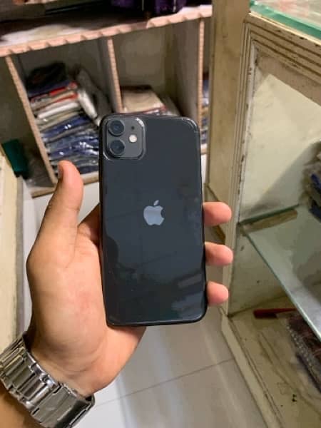 iphone 11 ( 5 months apple warranty ) 0