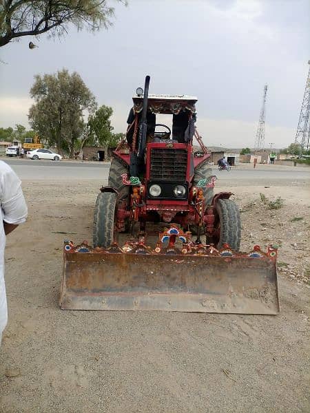 tractor with traliy 5