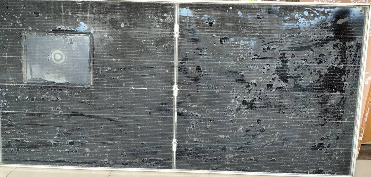 Damaged Solar Panel in good working condition 1