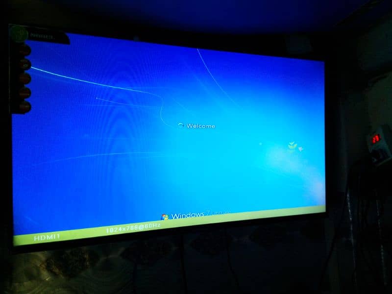 Nobel led tv 2 month used 40 inch 3