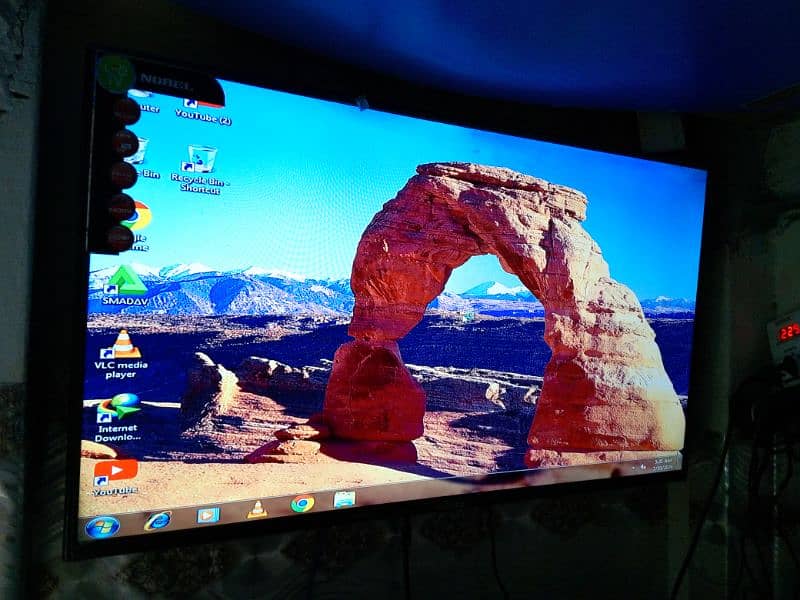 Nobel led tv 2 month used 40 inch 5