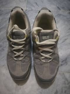 Jogger shoes