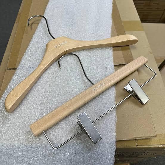 WOODEN HANGERS | HANGERS | BOUTIQUE | NEW | Pro 1