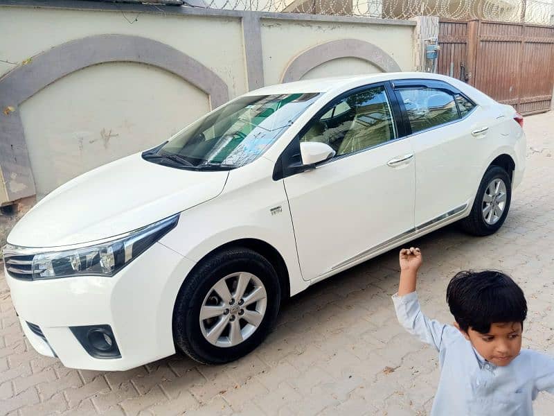 Toyota Corolla Altis CVT. i  1.8   2016 1