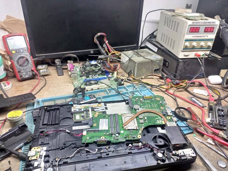 Laptop Hinges Repair 7