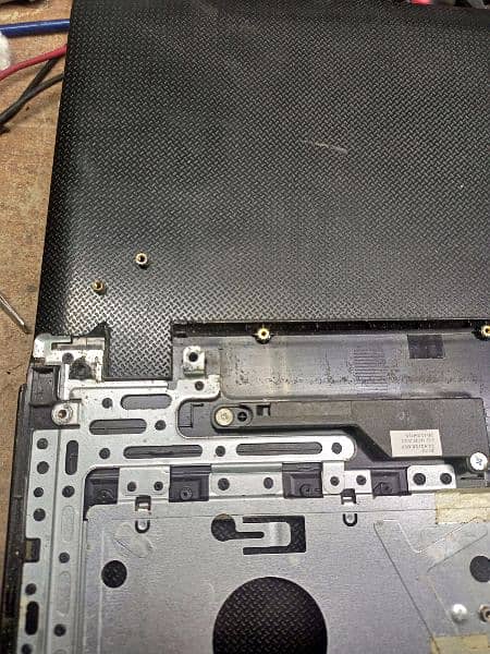 Laptop Hinges Repair 16
