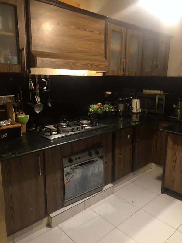 3 Bed dd flat For Sale In Gulistan-e-Johor Blk16 At Jabla Rehmat 2