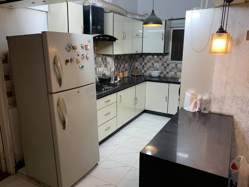 2 Bed DD flat For Sale Abdullah Apartment In Gulistan E Johar Blk16 3