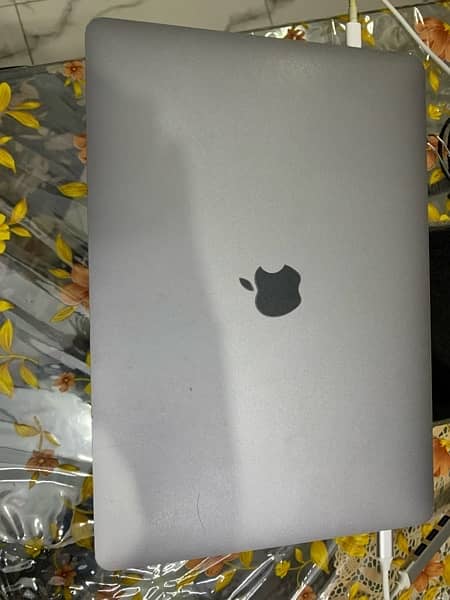 MacBook Pro 2018 0