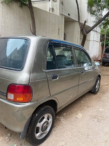 Daihatsu Cuore 2004 4