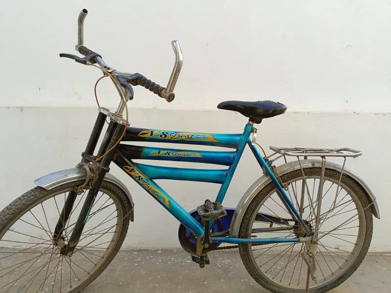 Bicycle for sale in good condition 4