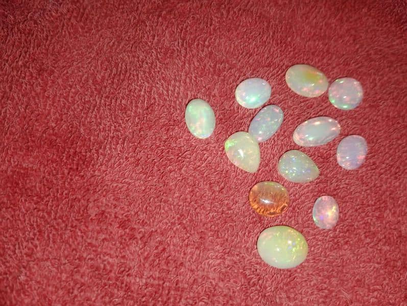 Ethiopian opal gems 0