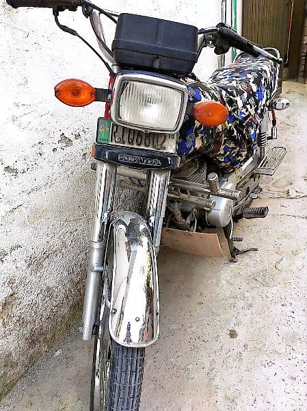 Honda cg 125 in excellent quality 2