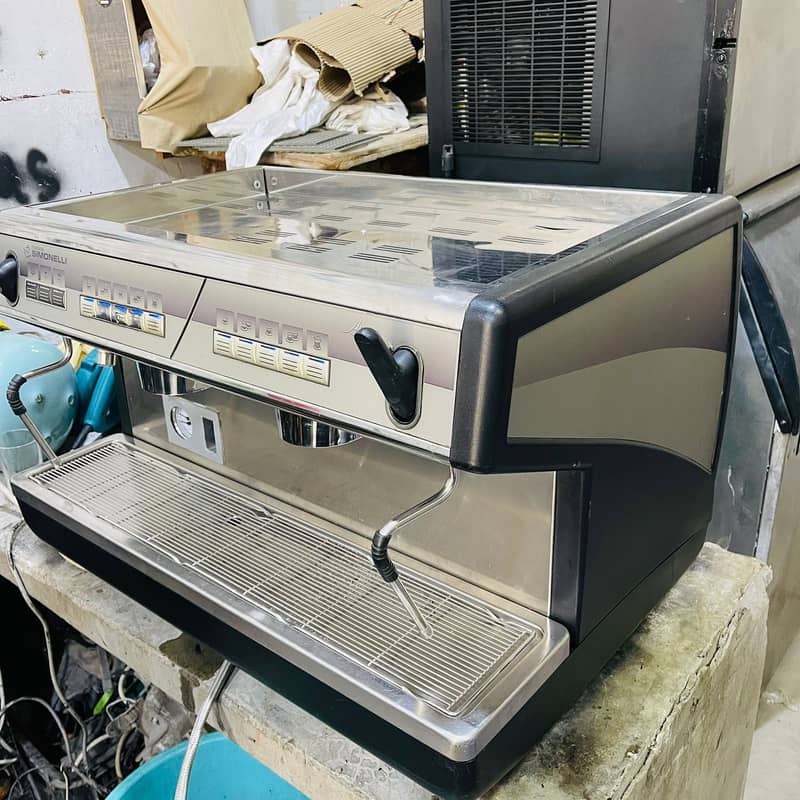 coffee machine/Laspazial Coffee machine / Brand new condition 2