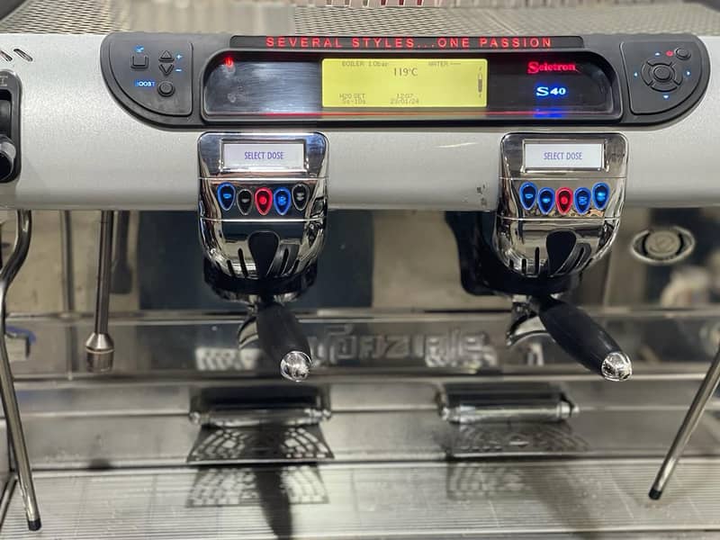 coffee machine/Laspazial Coffee machine / Brand new condition 12