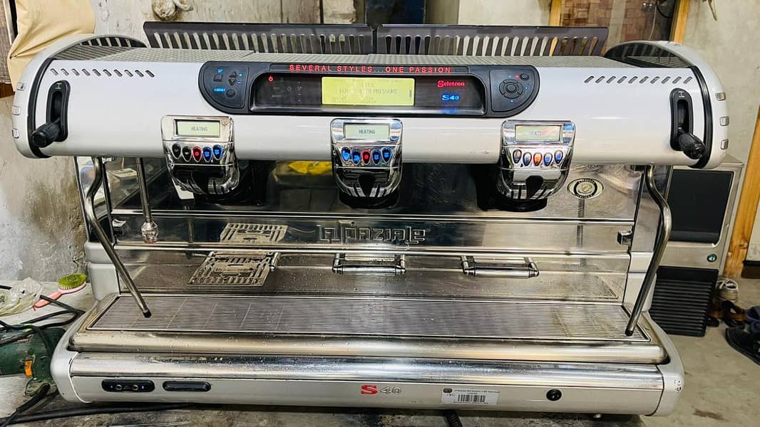 coffee machine/Laspazial Coffee machine / Brand new condition 17