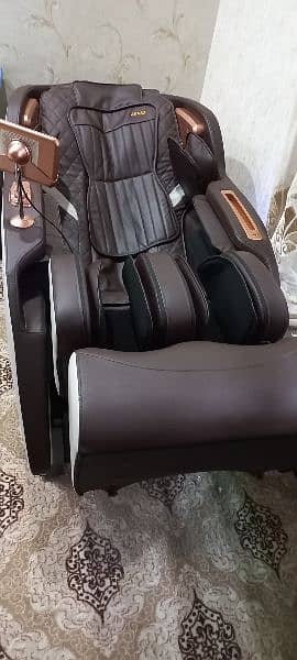 Massage Chair make "ZERO" Model " U VICTOR" 2