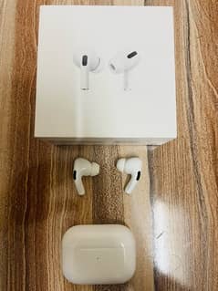 Apple Airpods pro with Mag Safe Charging Case