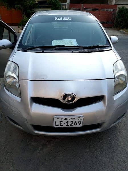 Toyota Vitz 2010/2014 4