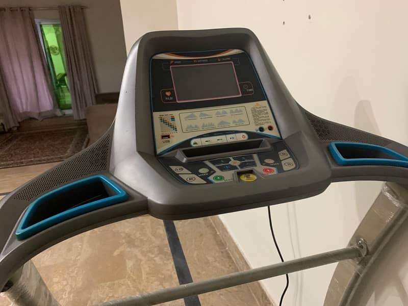 treadmill machine 4