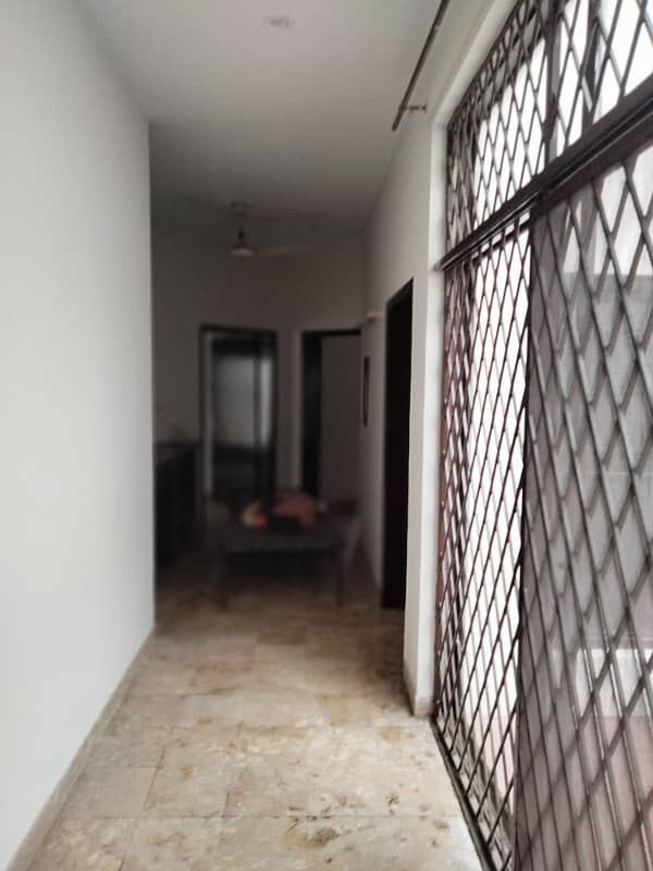 MIAN ESTATE OFFERS KANAL 1 STOREY INDEPENDENT HOUSE AVAILABLE FOR RENT ONLY FOR FAMILY 4
