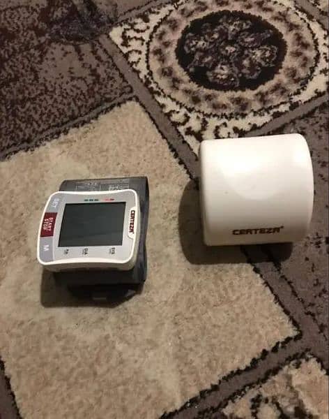 Blood Pressure Machine 1