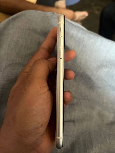 Iphone 11 Dual PTA Approved for sale 2