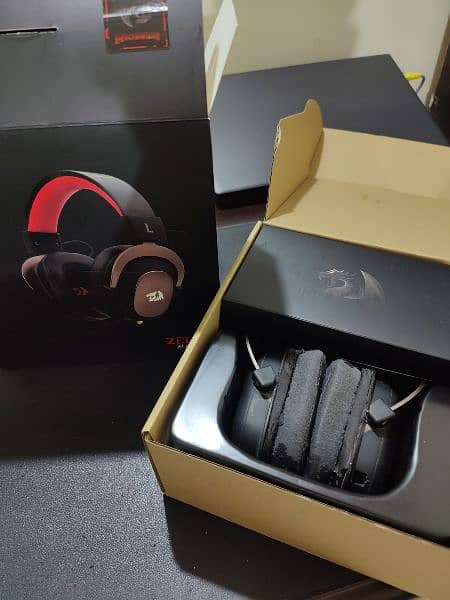 Redragon H510 Zeus 2 Gaming Headset Full Accessories 9