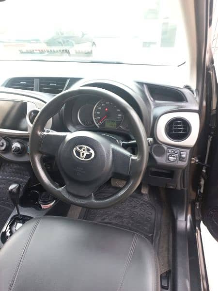 Toyota Vitz 2013 7