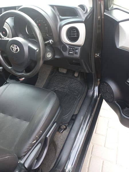 Toyota Vitz 2013 10