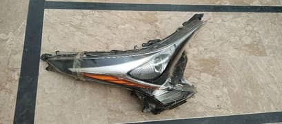 Head Light Toyota Prius 2014